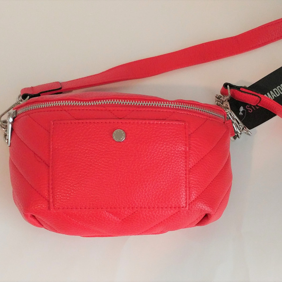 steve madden red fanny pack
